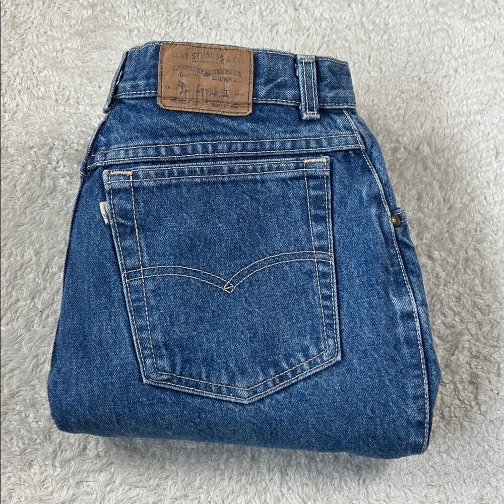 Vintage 80s Levi's white tab tapered leg high rise jeans, size 14